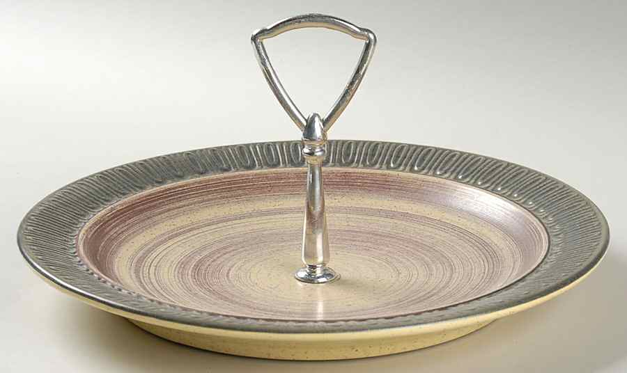 Greenwichstone Round Serving Plate with Handle (DP) by Red Wing-1