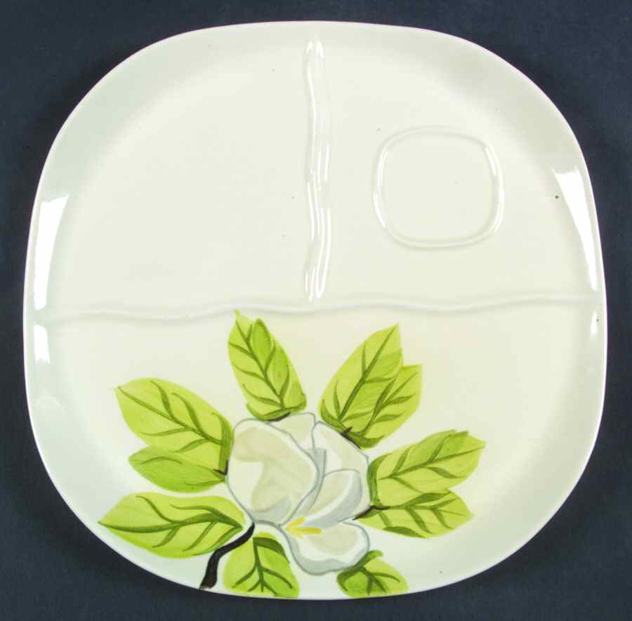 Magnolia Chartreuse Divided Supper Plate w/Cup Indent by Red Wing-1