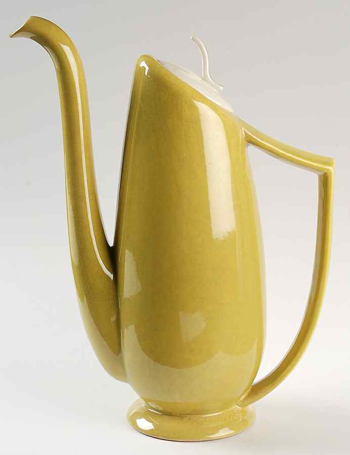 Magnolia Chartreuse China Beverage Server & Lid by Red Wing-1