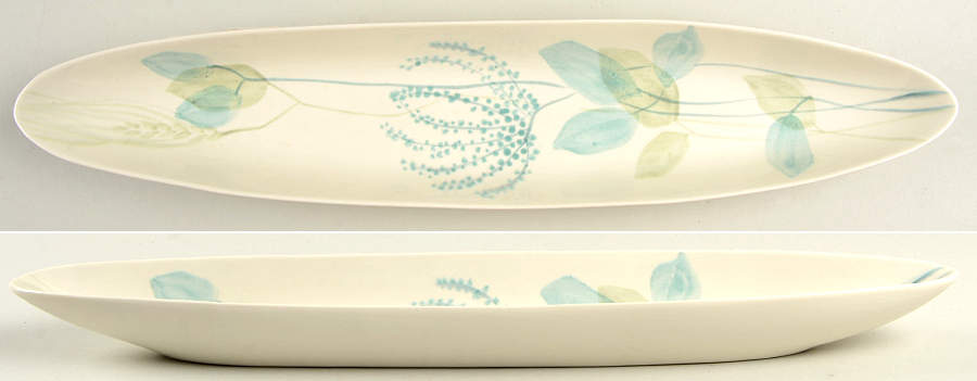Merrileaf Olive Dish by Red Wing-1