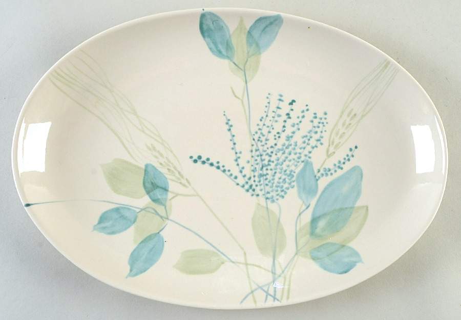 Merrileaf 12" Oval Serving Platter by Red Wing-1