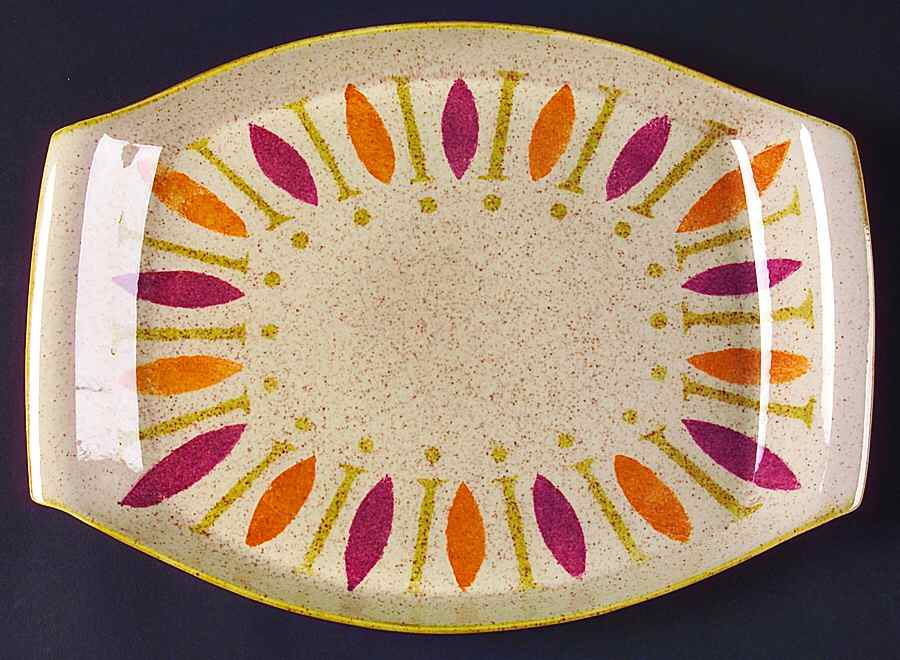 Pepe 13" Oval Serving Platter by Red Wing-1