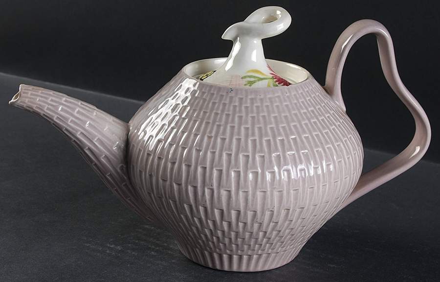 Pink Spice Teapot & Lid by Red Wing-1