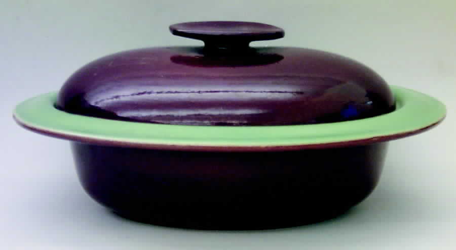 Provincial Oomph 1.5 Quart Oval Covered Casserole by Red Wing-1