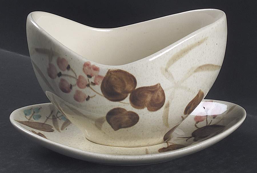 Random Harvest Gravy Boat with Attached Underplate by Red Wing-1