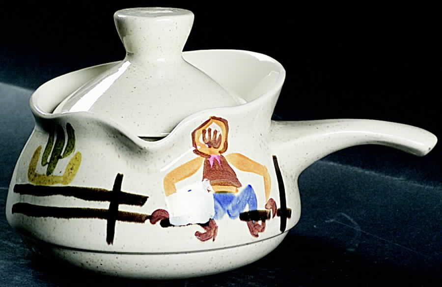 Round Up Gravy Boat & Lid by Red Wing-1