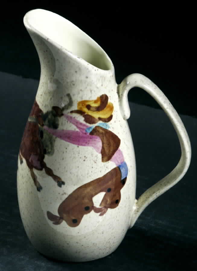 Round Up Creamer by Red Wing-1
