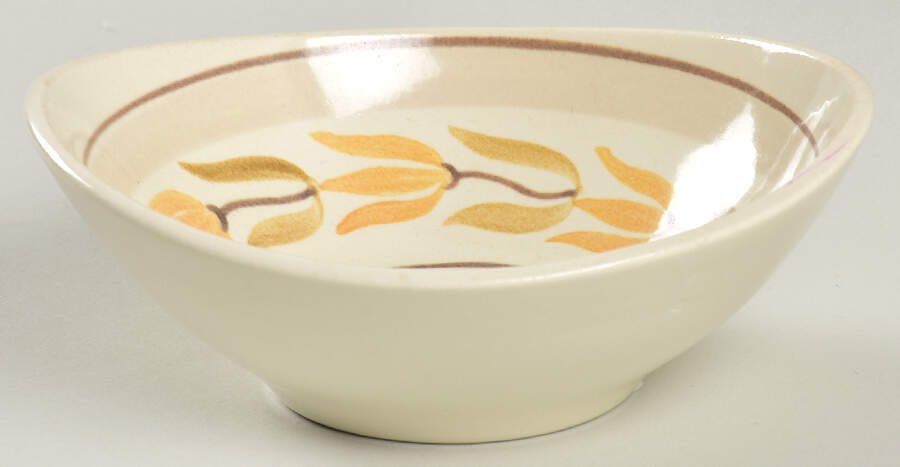 Tip Toe Fruit/Dessert (Sauce) Bowl by Red Wing-1