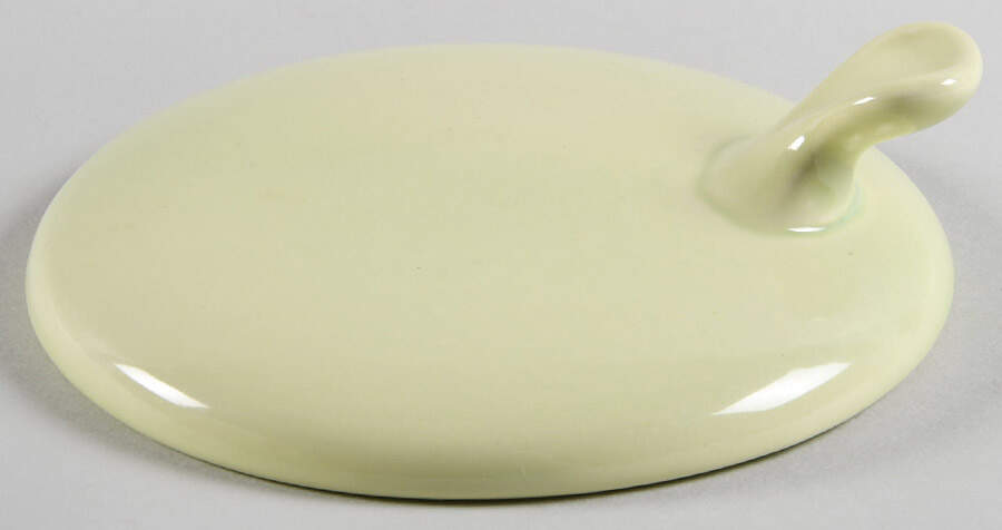 Town and Country Chartreuse Lid for Handled Marmite by Red Wing-1