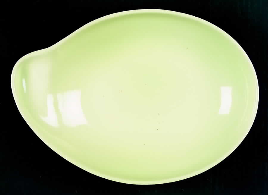 Town and Country Chartreuse 10" Oval Baker by Red Wing-1