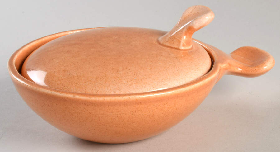 Town and Country Peach Handled Marmite & Lid by Red Wing-1