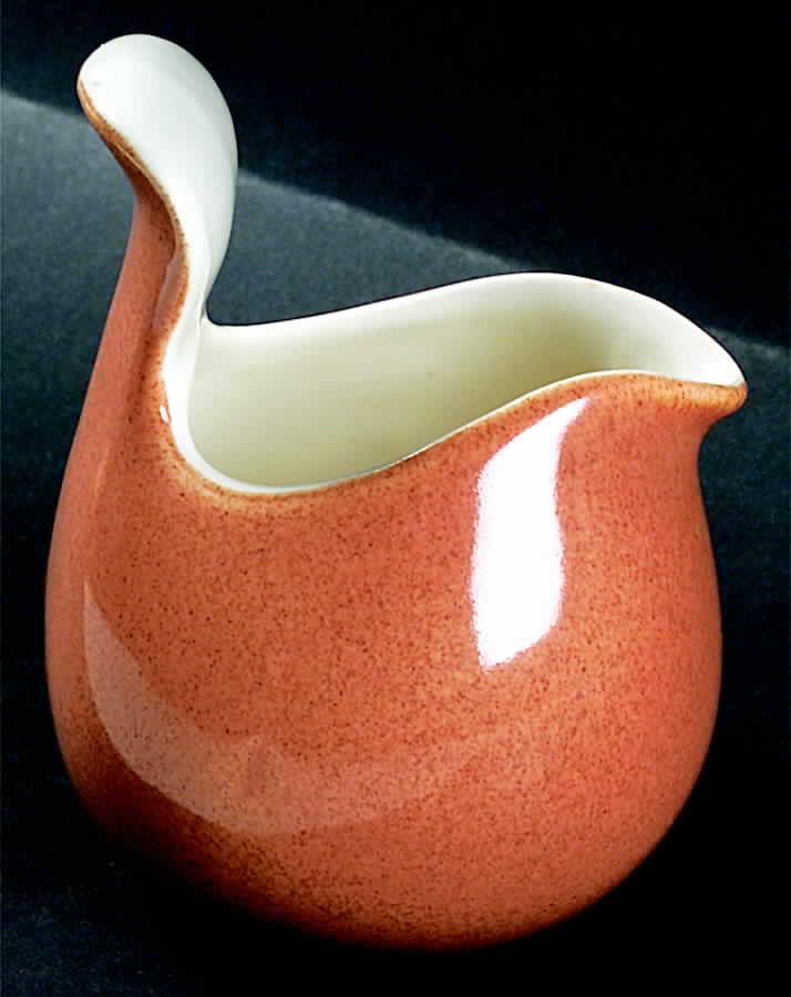 Town and Country Peach Creamer by Red Wing-1