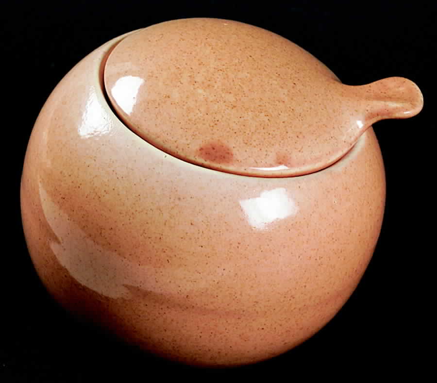 Town and Country Peach Sugar Bowl & Lid by Red Wing-1