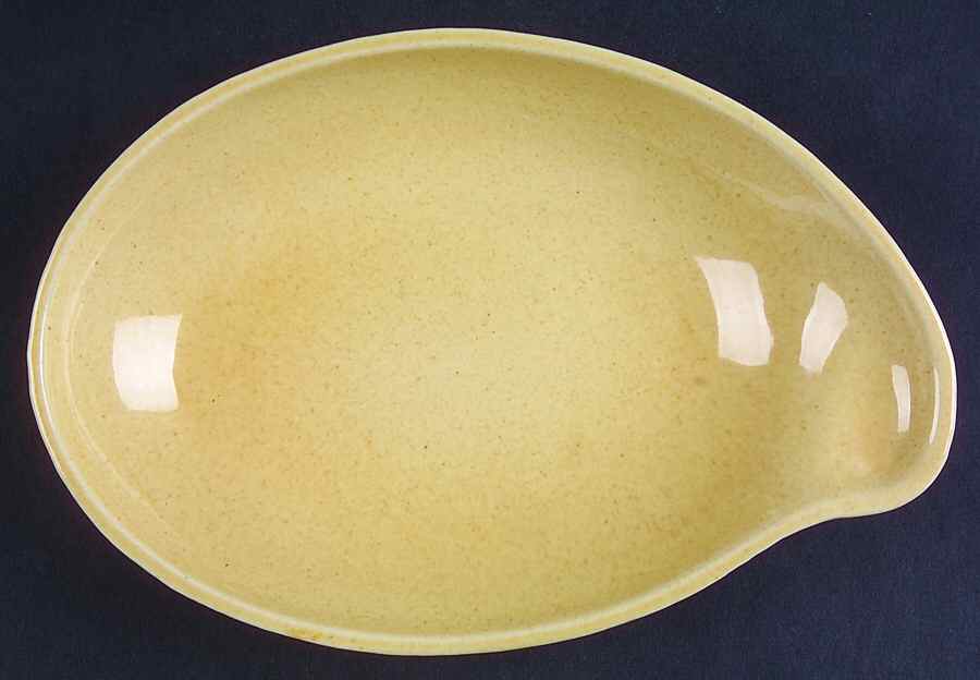 Town and Country Sand Large Relish by Red Wing-1