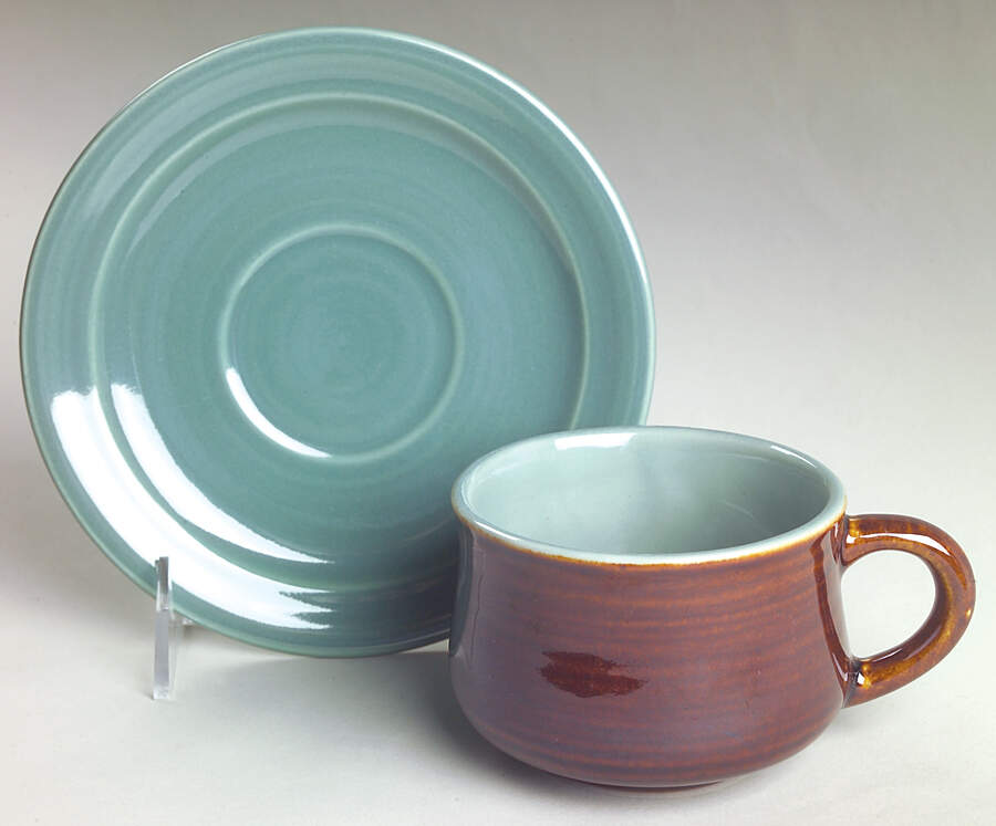 Village Green Flat Cup & Saucer Set by Red Wing-1