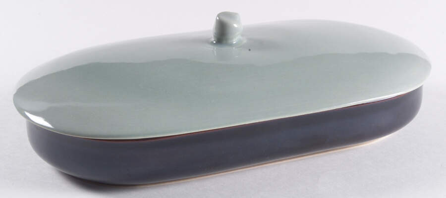Village Green Oval Baker with Lid by Red Wing-1