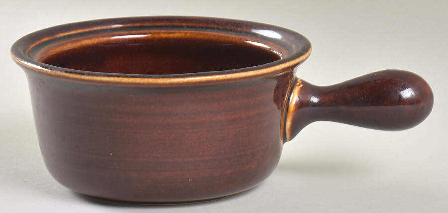 Village Green Handled Marmite No Lid by Red Wing-1