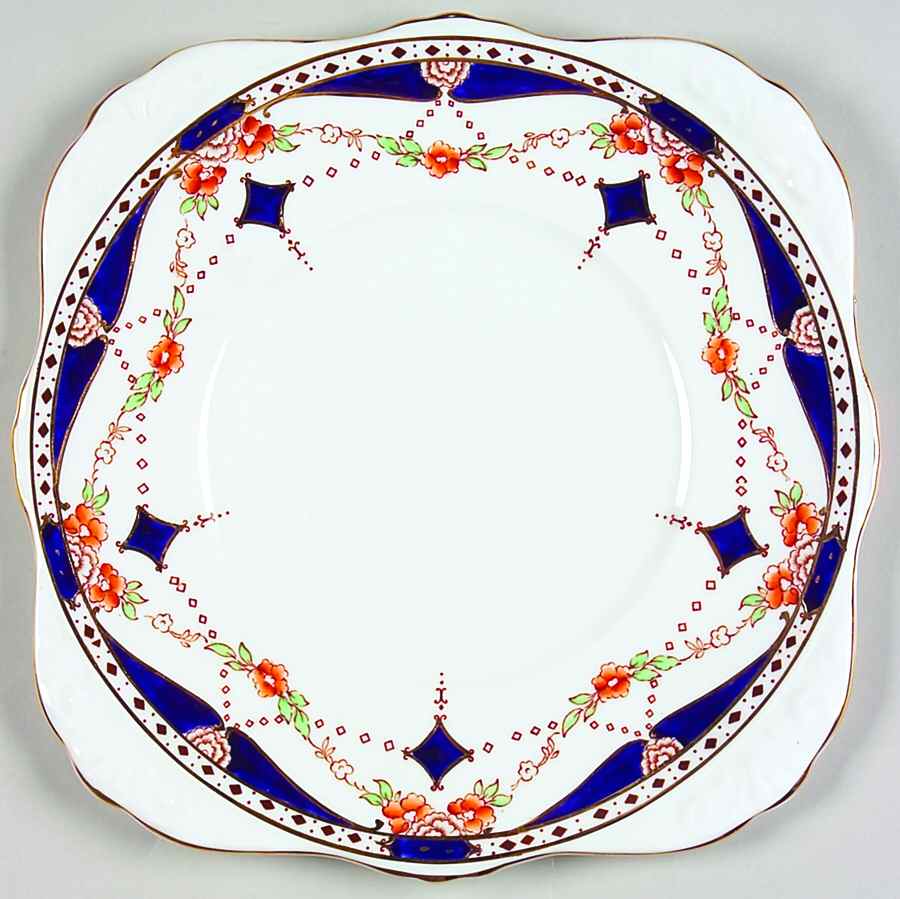 4539 9" Square Cake Plate by Royal Grafton-1