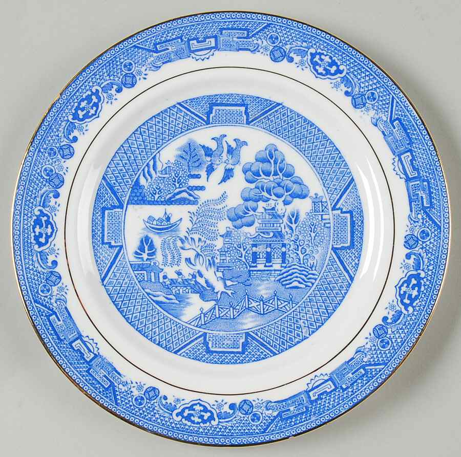 Blue Willow Dessert/Pie Plate by Royal Grafton-1