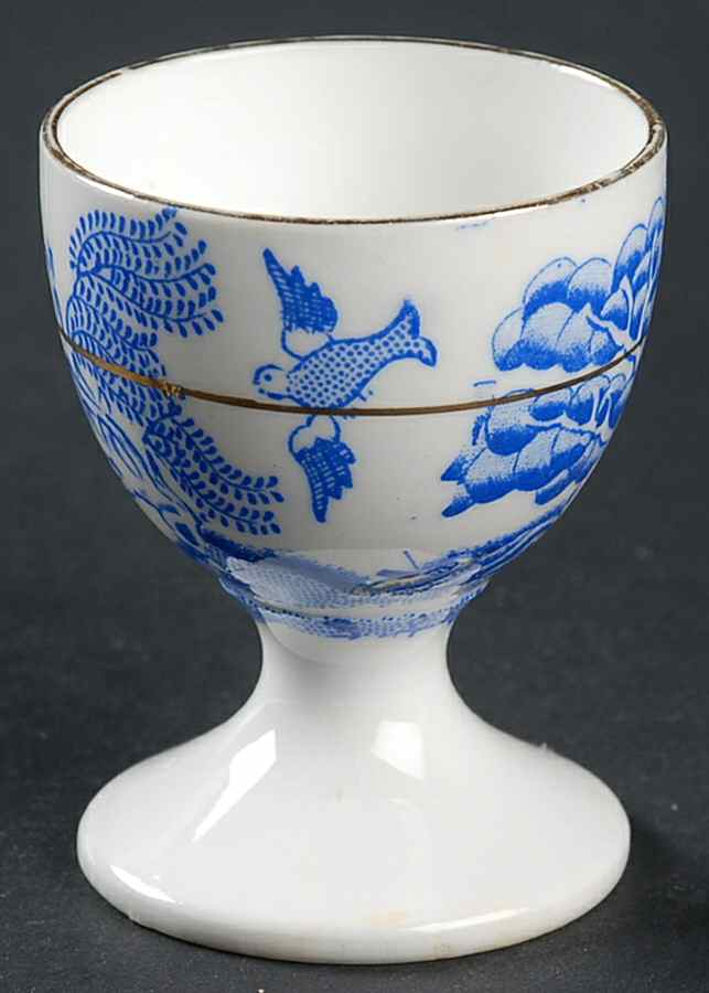 Blue Willow Single Egg Cup by Royal Grafton-1