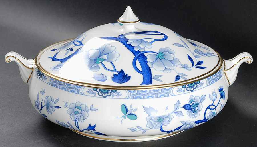 Dynasty Round Covered Vegetable by Royal Grafton-1