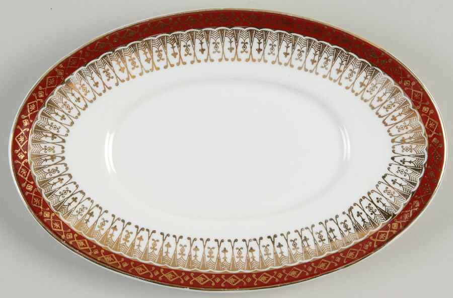 Majestic Maroon Underplate for Gravy Boat by Royal Grafton-1