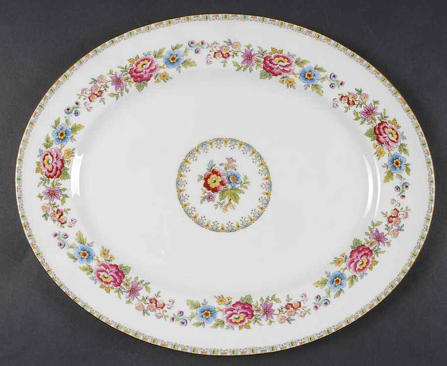 Malvern (Smooth) 13" Oval Serving Platter by Royal Grafton-1