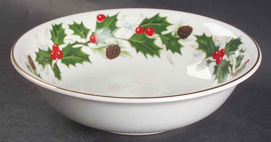 Noel (Holly Backstamp, Smooth) Coupe Cereal Bowl by Royal Grafton-1