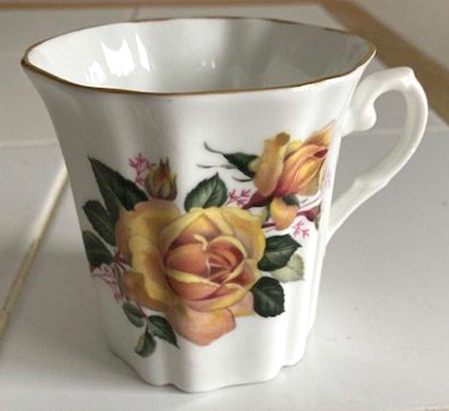 RGR17 Footed Cup by Royal Grafton-1