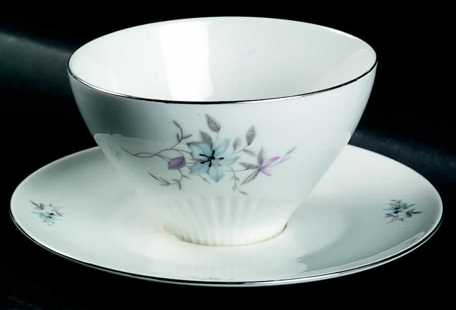 Fantasy (Smooth Edge) Gravy Boat with Attached Underplate by Royal Heiden-1