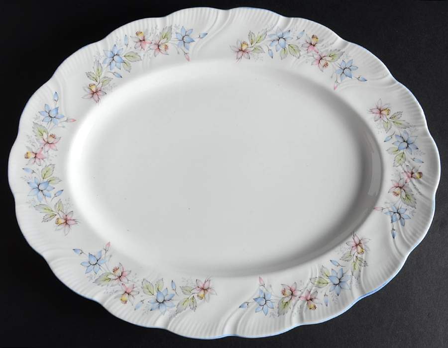 Claire 13" Oval Serving Platter by Rosina-Queens-1