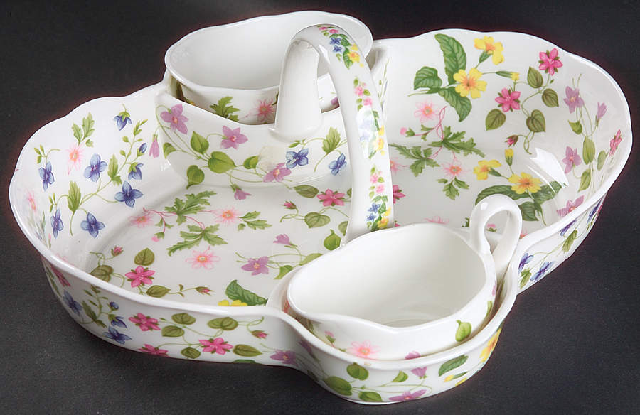 Country Meadow Strawberry Basket W/Creamer & Open Sugar by Rosina-Queens-1