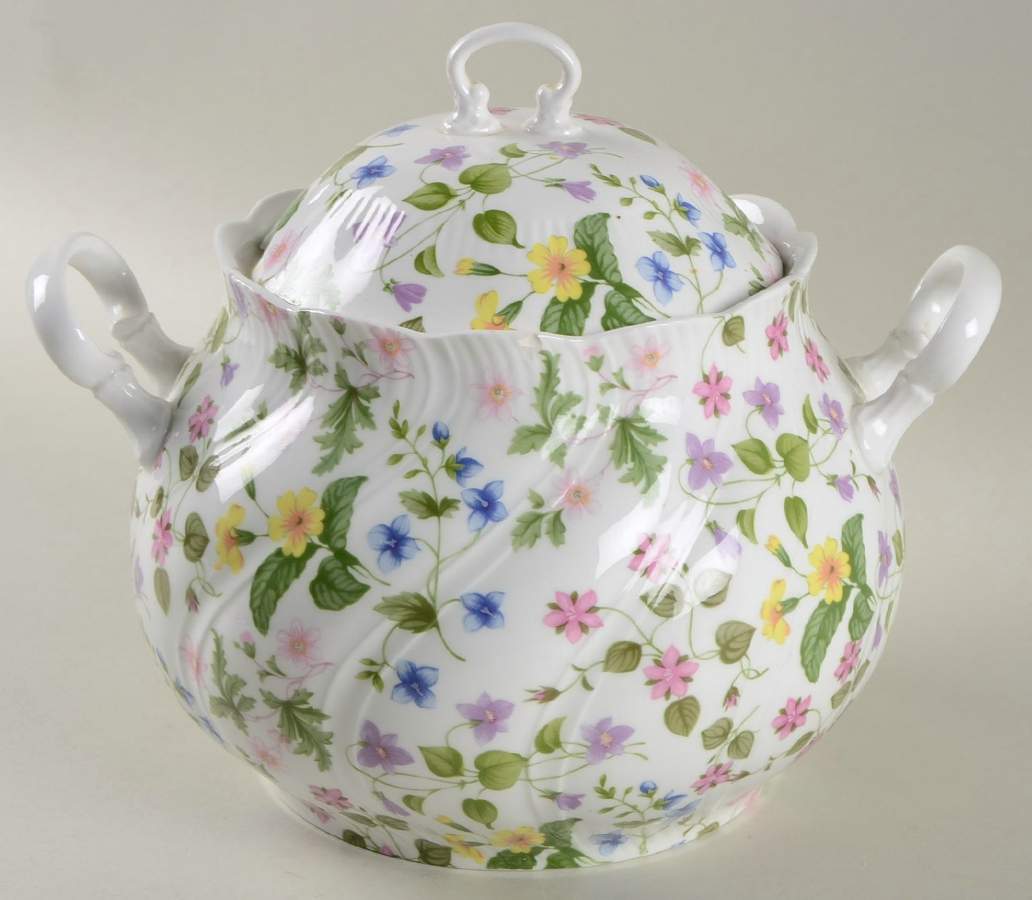 Country Meadow Tureen &  Lid by Rosina-Queens-1