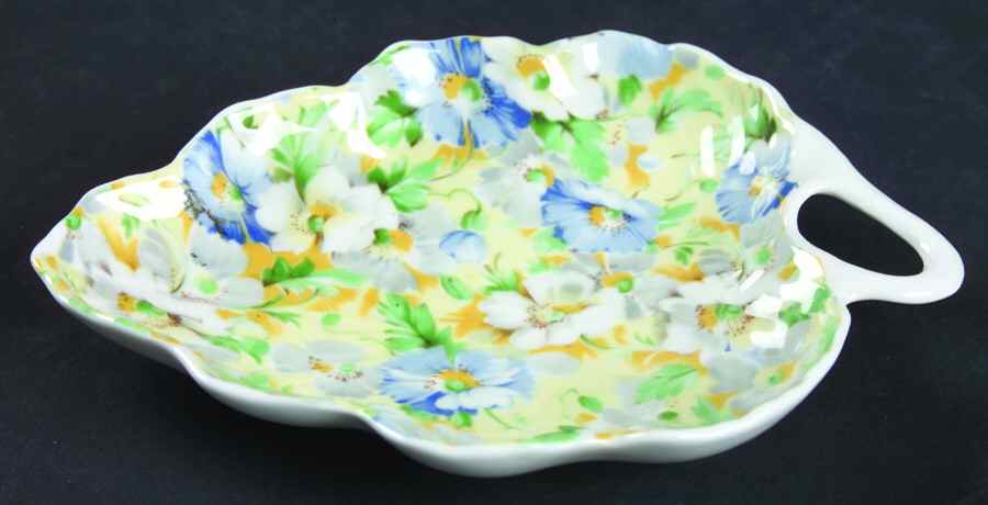 English Chintz Leaf Shaped Dish by Rosina-Queens-1