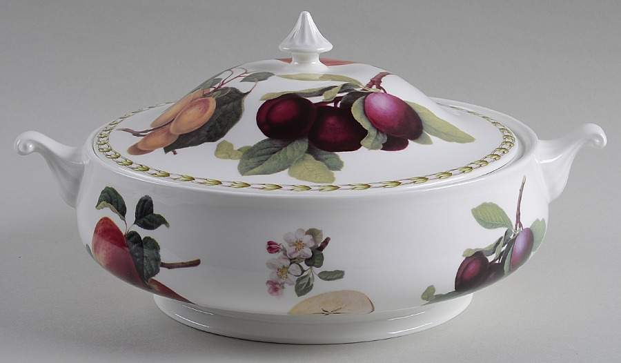 Hooker's Fruit (Bone, Made In England) Round Covered Vegetable by Rosina-Queens-1