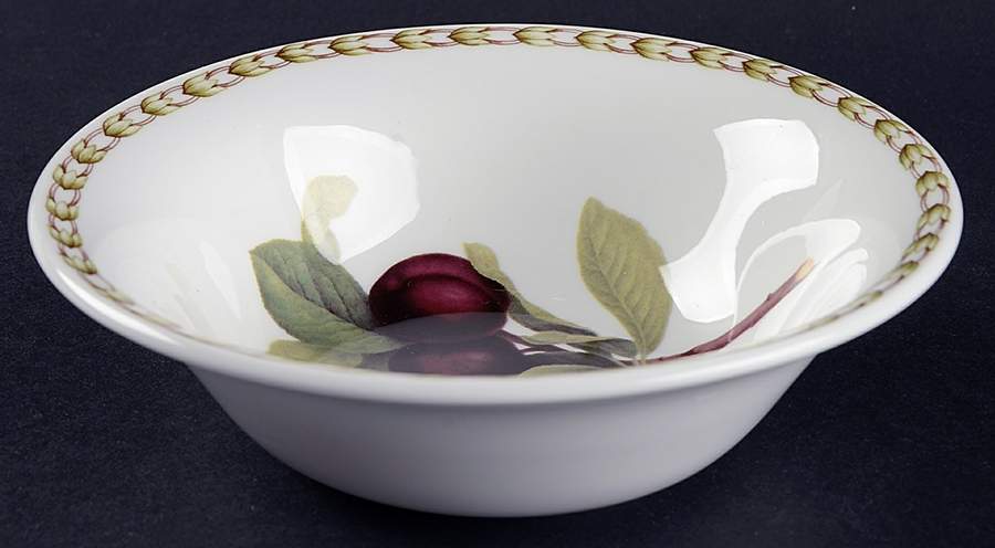 Hooker's Fruit (Bone, Made In England) Coupe Cereal Bowl by Rosina-Queens-1