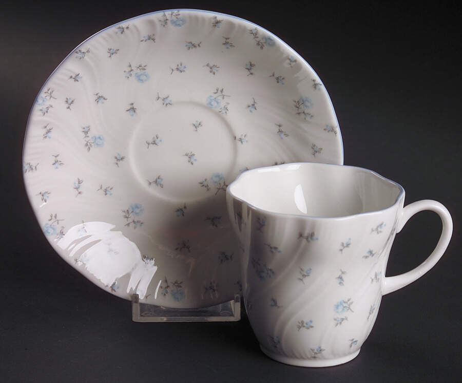 Louise Flat Cup & Saucer Set by Rosina-Queens-1