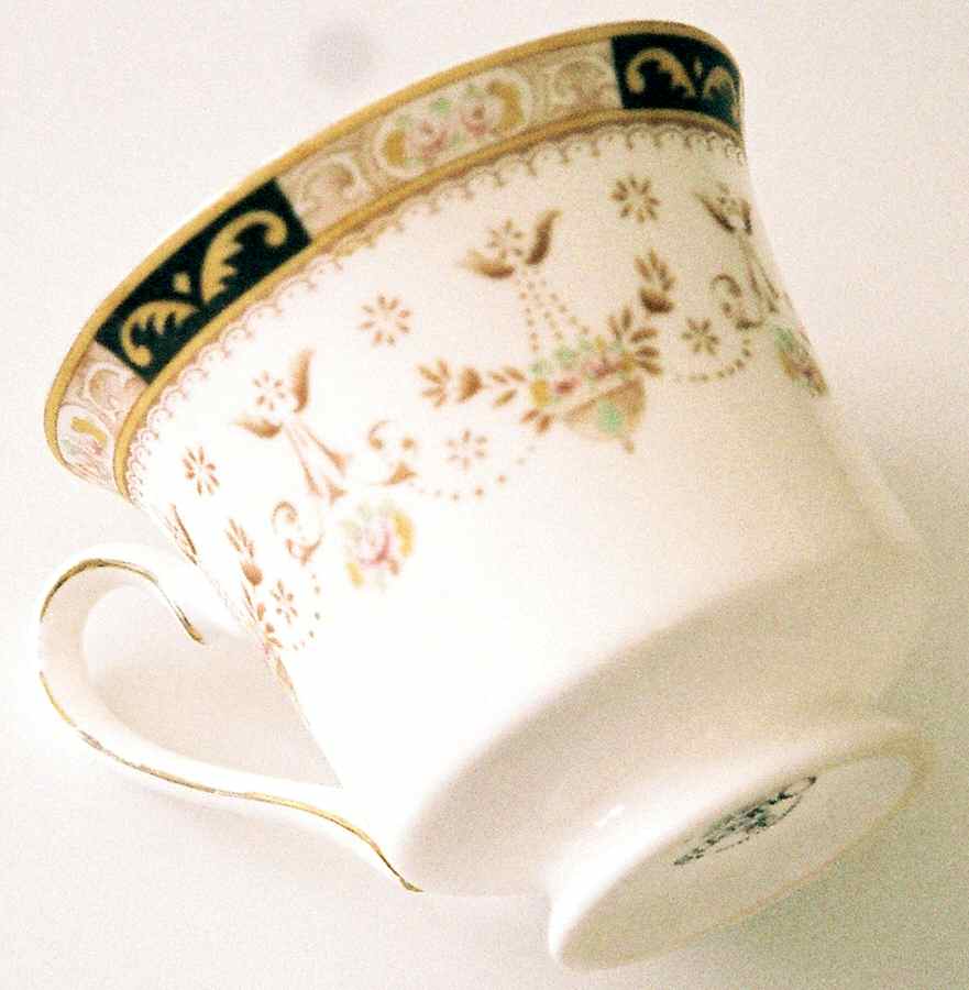 Olde England Footed Cup by Rosina-Queens-1