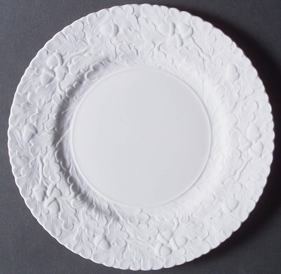 Royal Oak Dinner Plate by Rosina-Queens-1