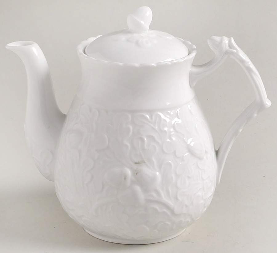 Royal Oak Mini Teapot & Lid by Rosina-Queens-1