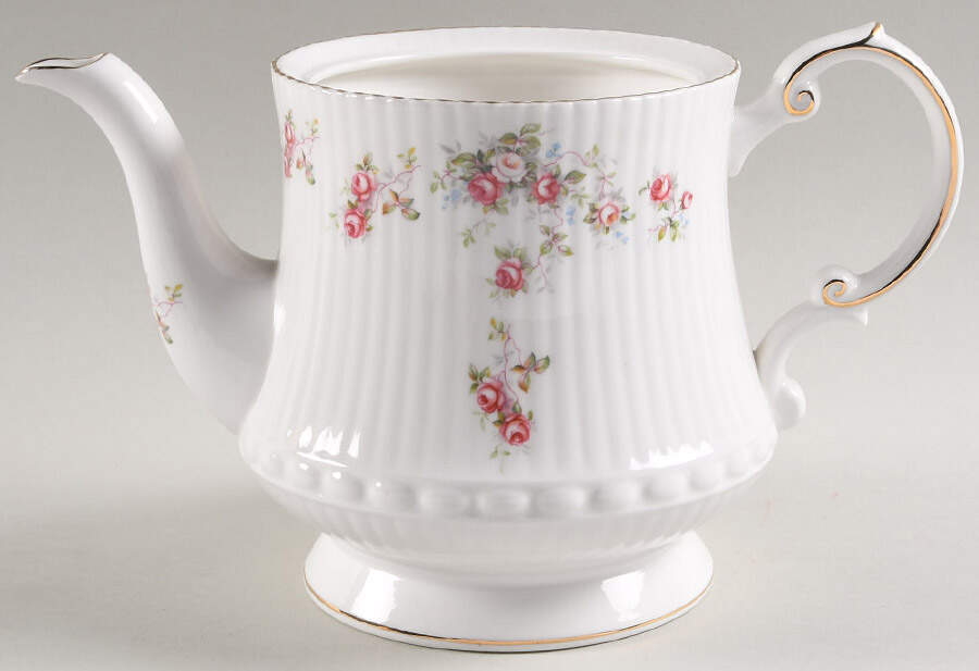 Rosamund Teapot No Lid by Rosina-Queens-1