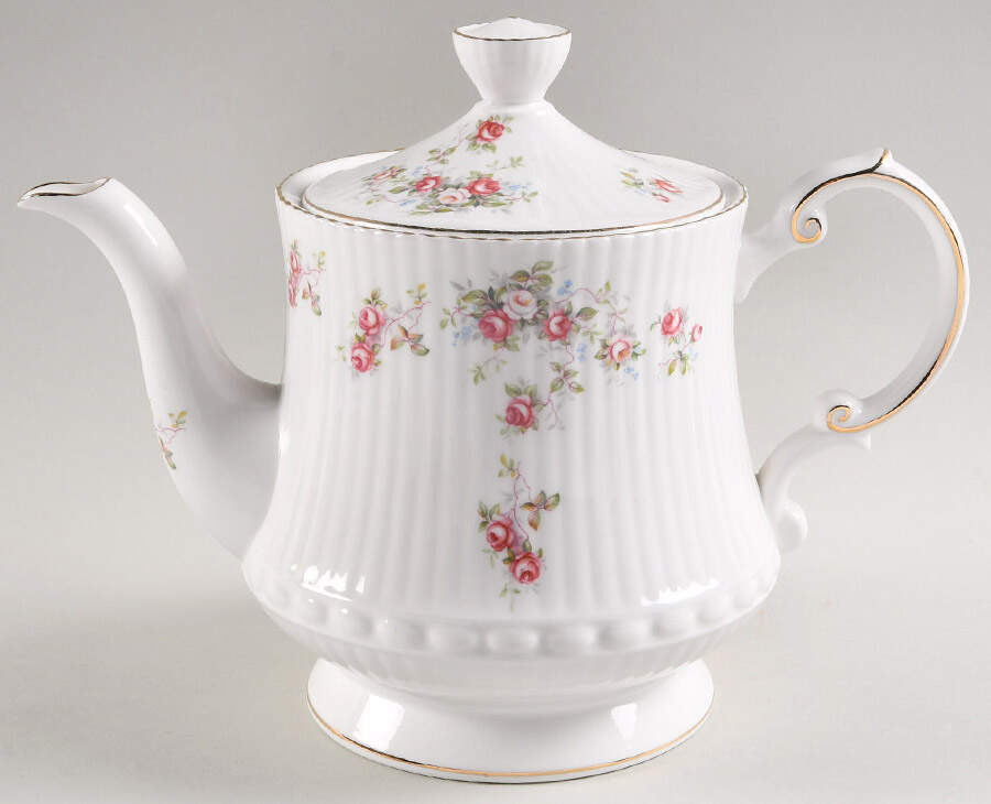 Rosamund Teapot & Lid by Rosina-Queens-1