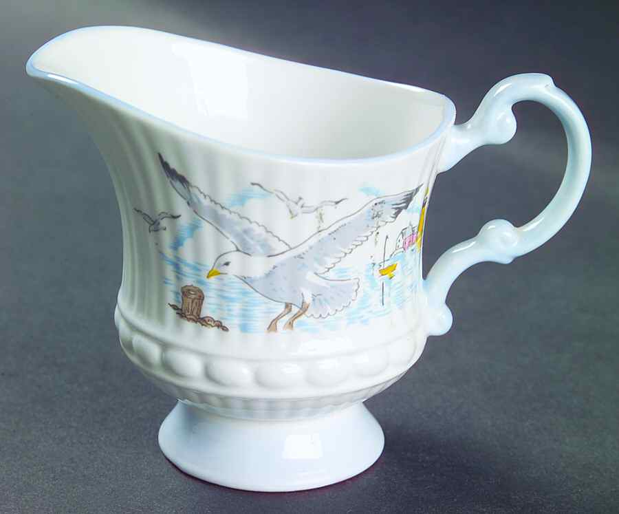 Seagull (Smooth) Individual Creamer by Rosina-Queens-1