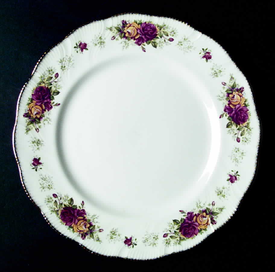 Stratford Dinner Plate by Rosina-Queens-1