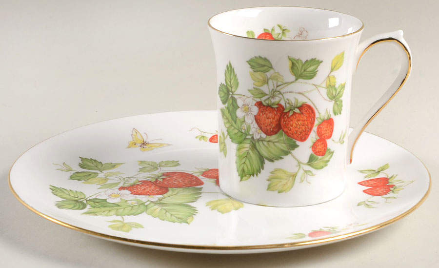 Virginia Strawberry Snack Plate & Mug Set by Rosina-Queens-1