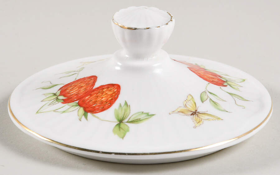 Virginia Strawberry Lid for Sugar Bowl by Rosina-Queens-1