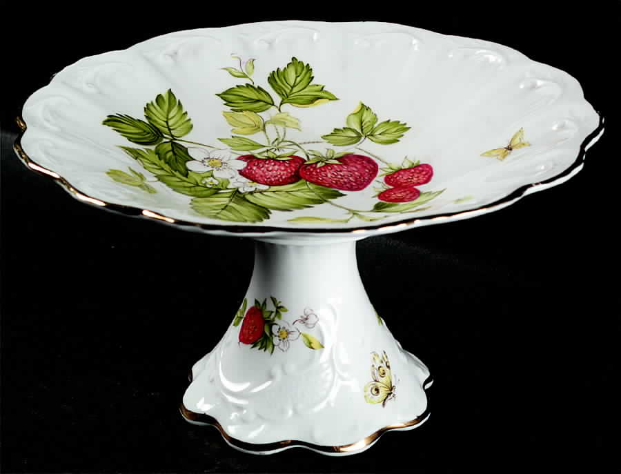 Virginia Strawberry Footed Bon Bon by Rosina-Queens-1