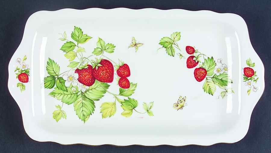 Virginia Strawberry Large Sandwich Tray by Rosina-Queens-1