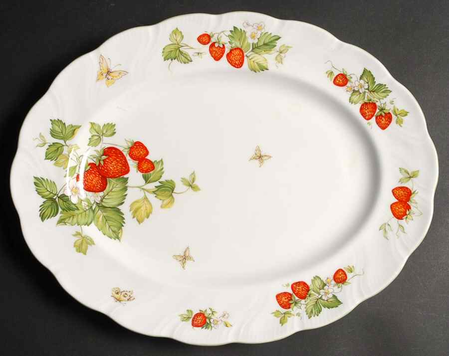 Virginia Strawberry 13" Oval Serving Platter by Rosina-Queens-1