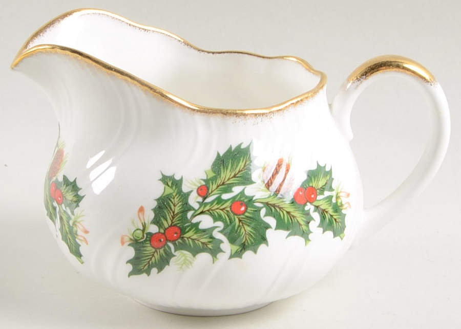 Yuletide (Scalloped) Gravy Boat by Rosina-Queens-1